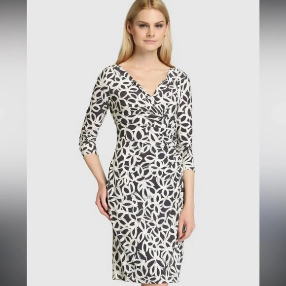 Lauren Ralph Lauren faux wrap dress so flattering gray and white size 10​ - Picture 1 of 5